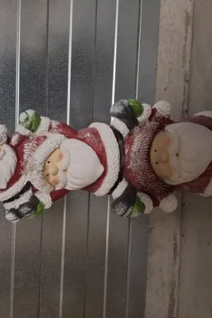 3 kerstmannen op elkaar met lichtjes | Veilige betaling