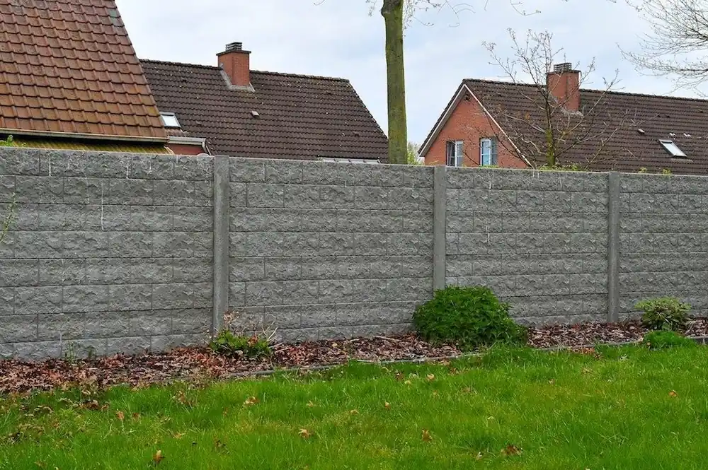 Nog maar enkele beschikbaar | Beton schutting Rockstone dubbelzijdig 200x193cm