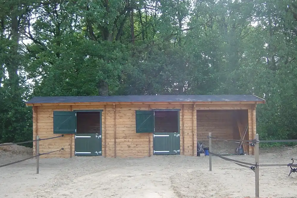 Paardenstal duo plus 10,30x3,80m | Nu beschikbaar