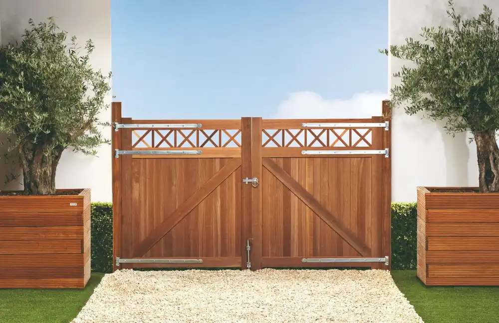 Poort tuinpoort Bangkirai hardhout met trellis 300x180cm | Sale