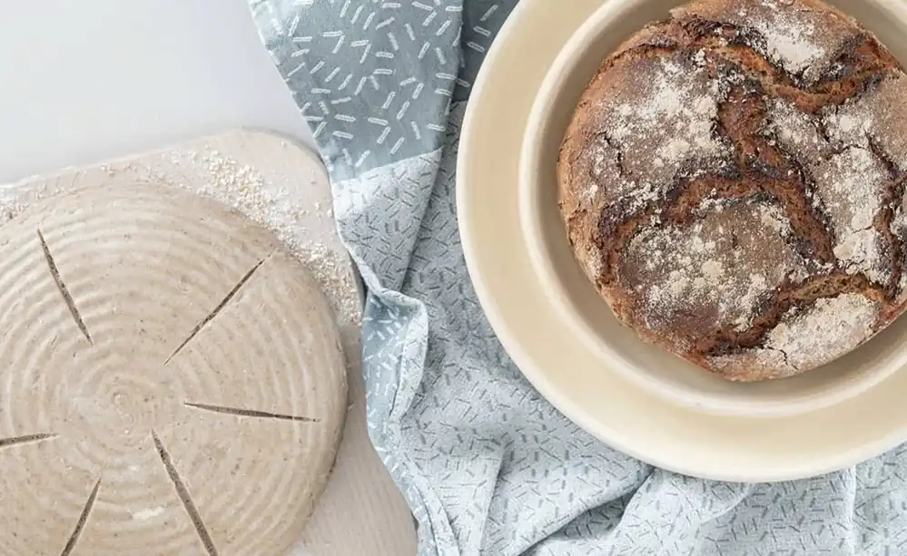 Bespaar nu - Denk Keramik Bread&Cake - Bakplaat met Receptenboekje