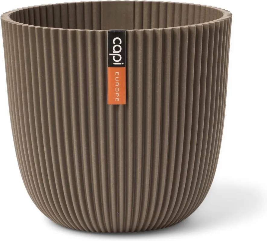 Zolang de voorraad strekt | Capi Europe bloempot bol groove warm taupe H20xB22 Ø20 cm